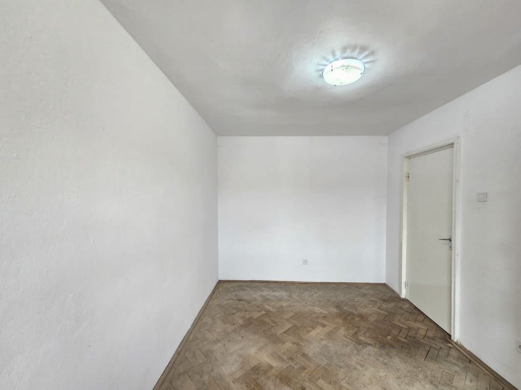 Apartament etaj 1