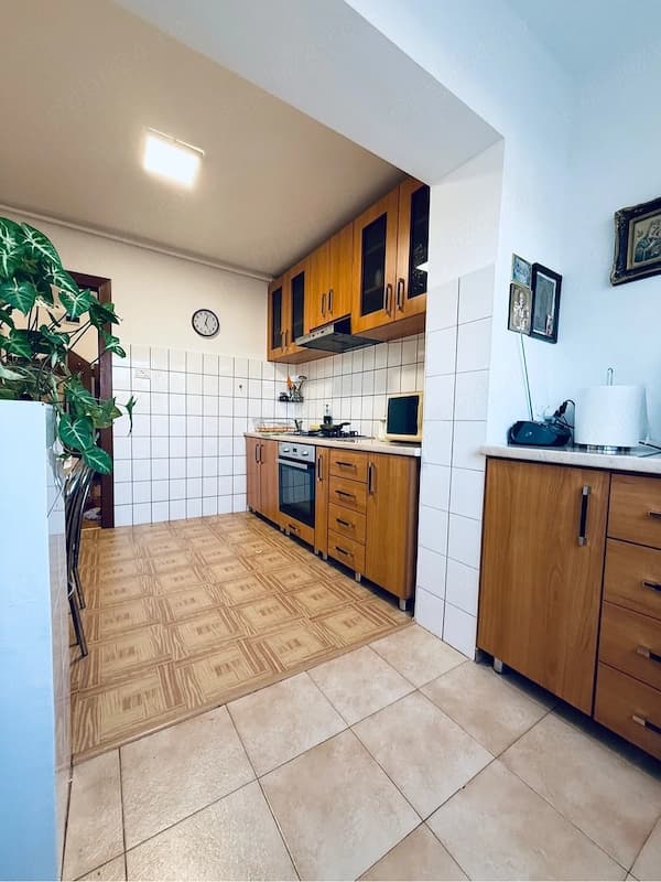 Apartament 3 camere Aradului